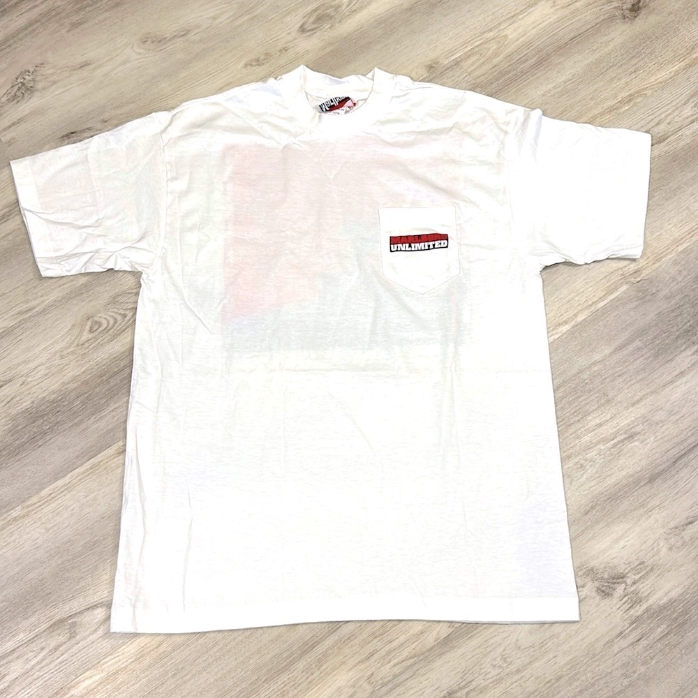 Vintage 90s Marlboro Unlimited Cotton Short Sleeve Graphic Train Pocket T-Shirt